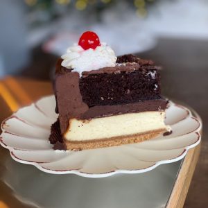 Oakmonter Cheesecake (9")